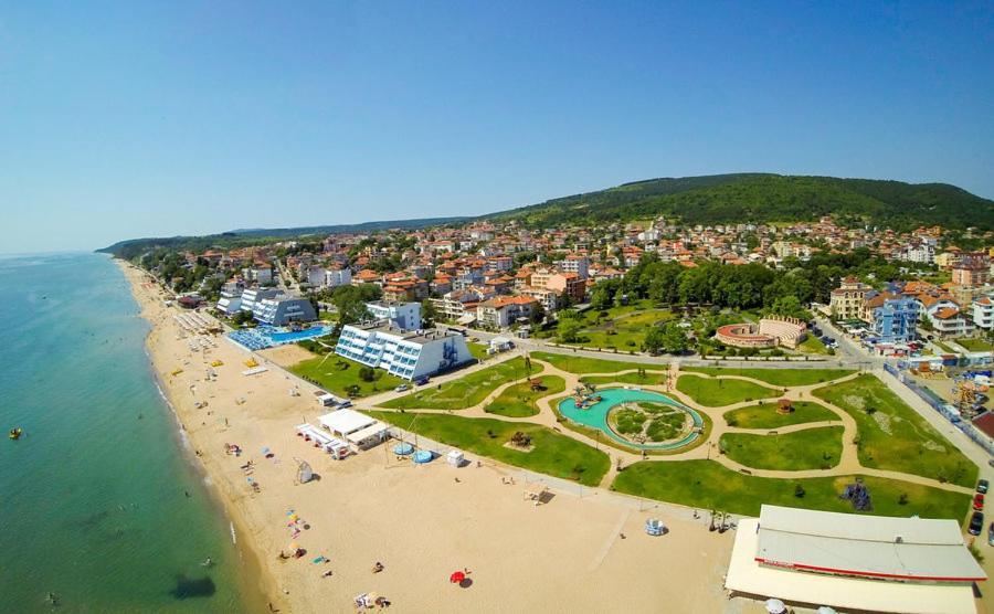 Mechta Family Hotel Обзор Екстер'єр фото